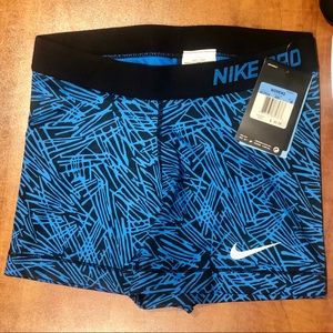 Nike Pro 3 inch workout shorts Medium